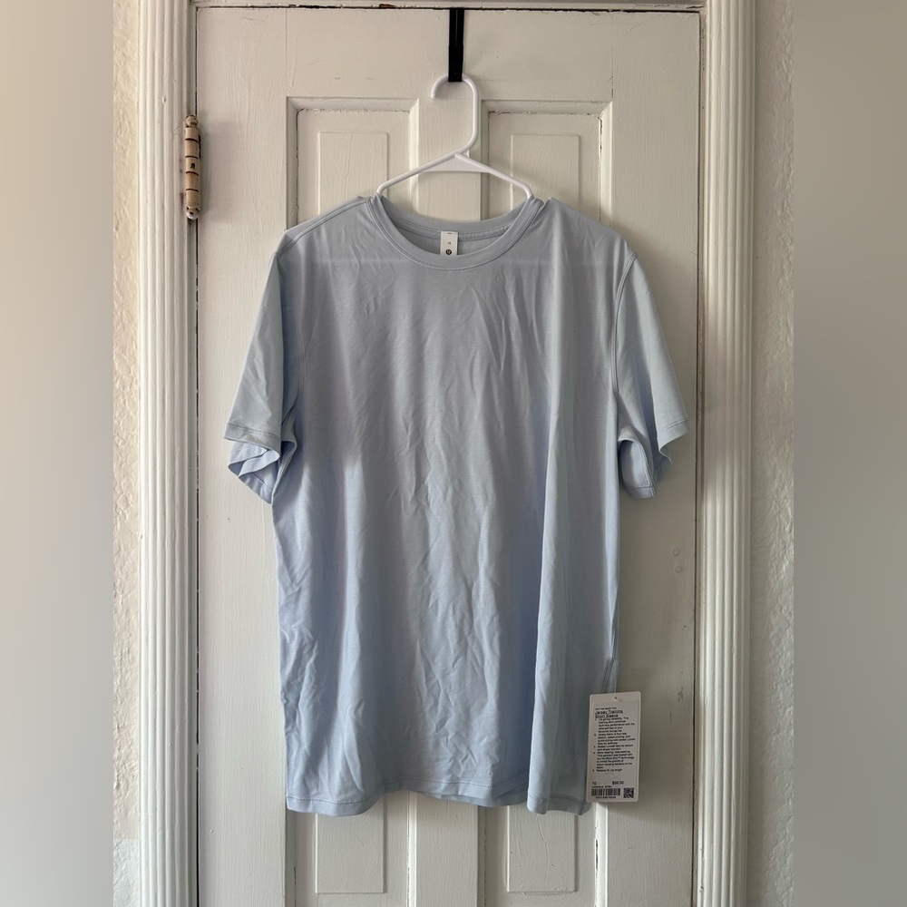 NWT Lululemon Jersey Training Short Sleeve Shirt in Starch Blue size 10